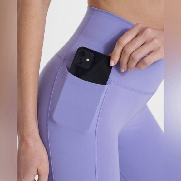 Vuori The Studio Pocket Legging Athletic Workout Ultraviolet Purple Rare HTF XS - Picture 4 of 8